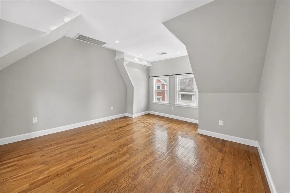 37 Stonehurst St, Boston, MA 02122