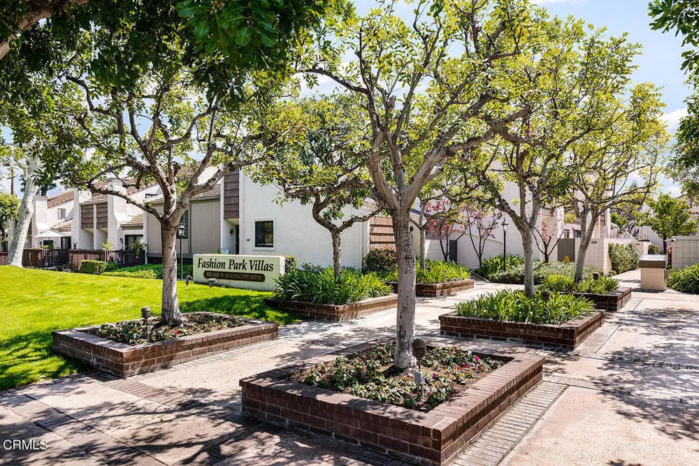 596 W Huntington Dr, Arcadia, CA 91007