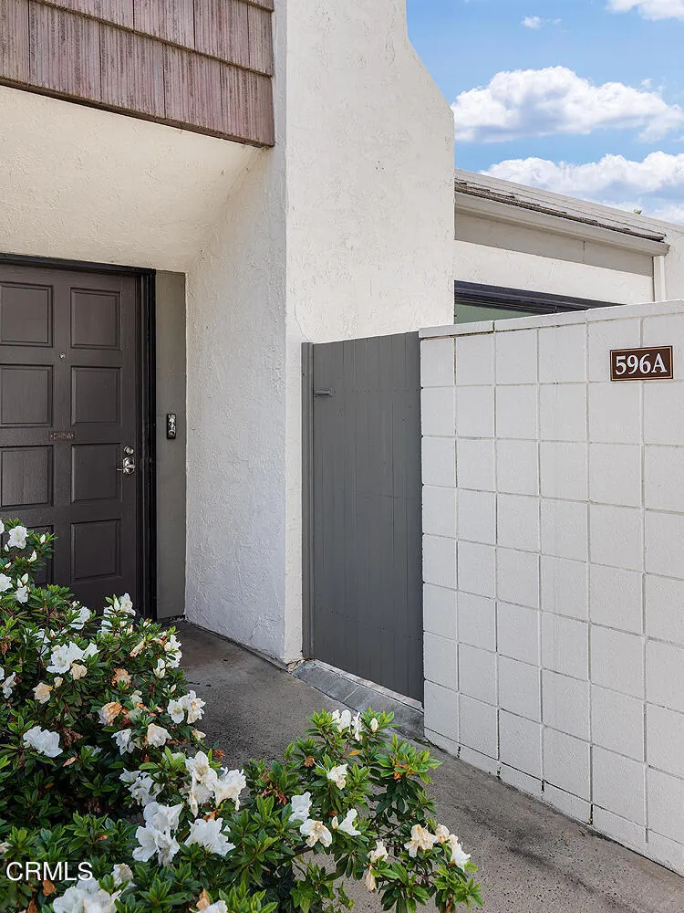 596 W Huntington Dr, Arcadia, CA 91007