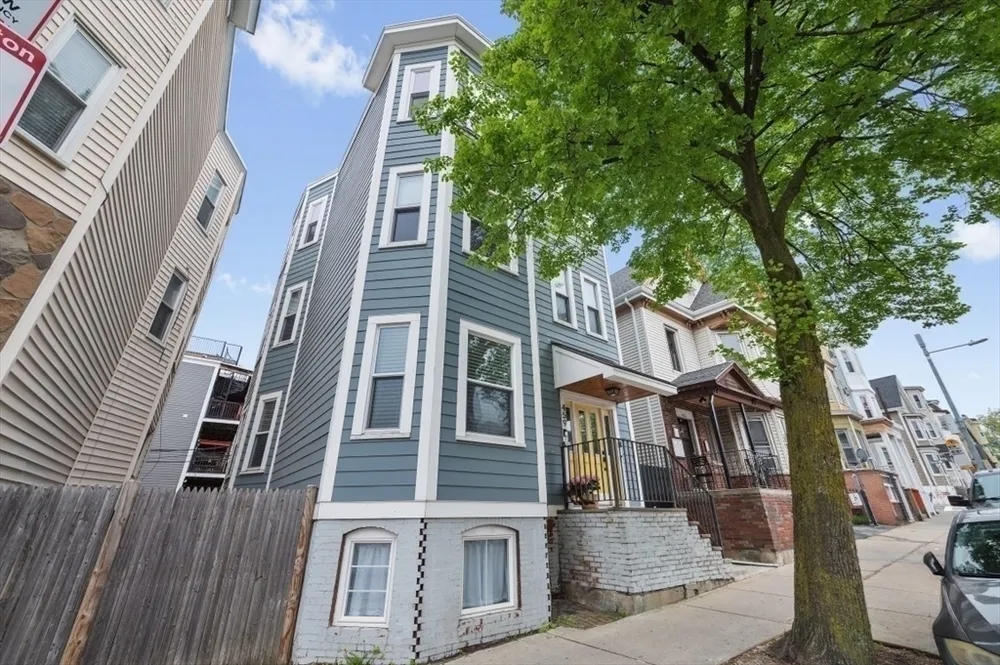 459 Meridian St, Boston, MA 02128