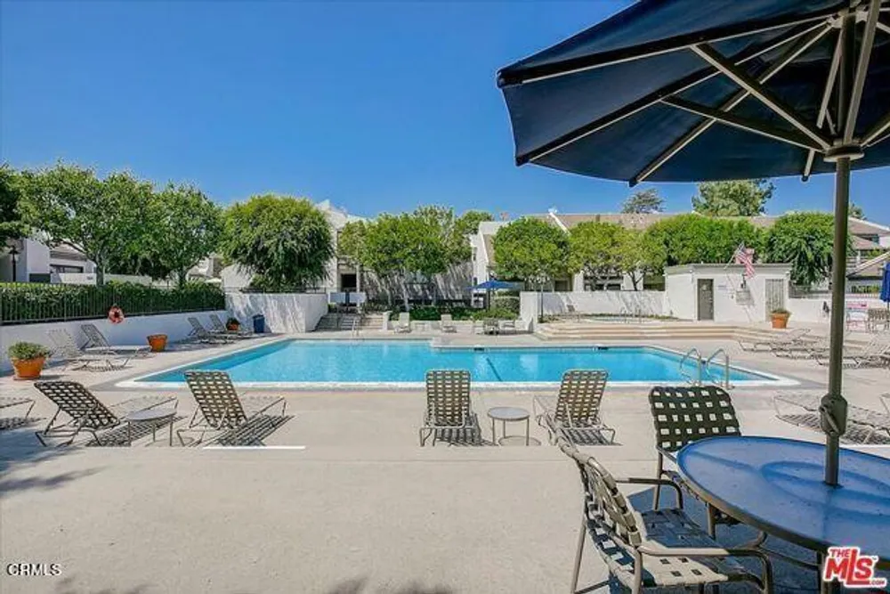 596 W Huntington Dr, Arcadia, CA 91007