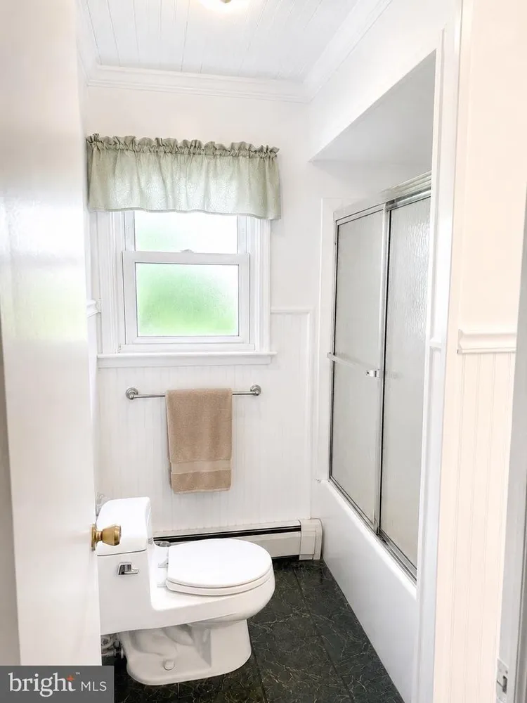 605 Maple Ave, Audubon, NJ 08106