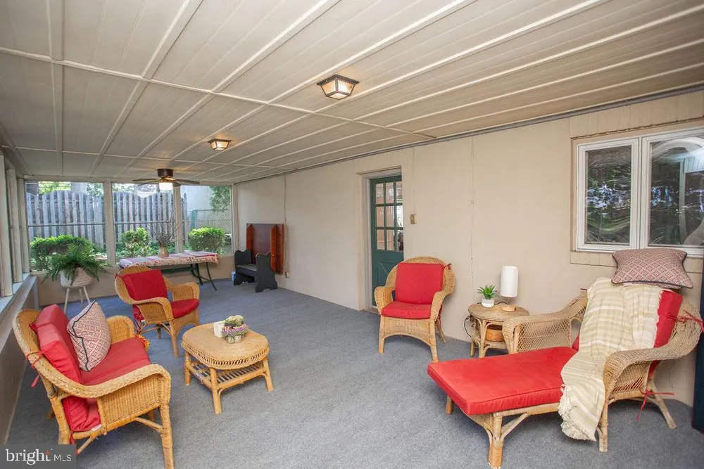 605 Maple Ave, Audubon, NJ 08106