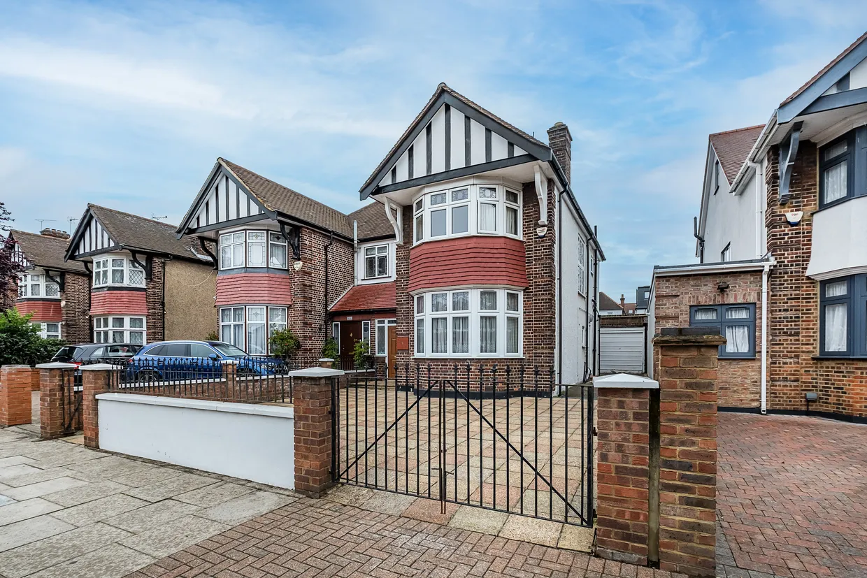 Chamberlayne Road, London, NW10 photo 4