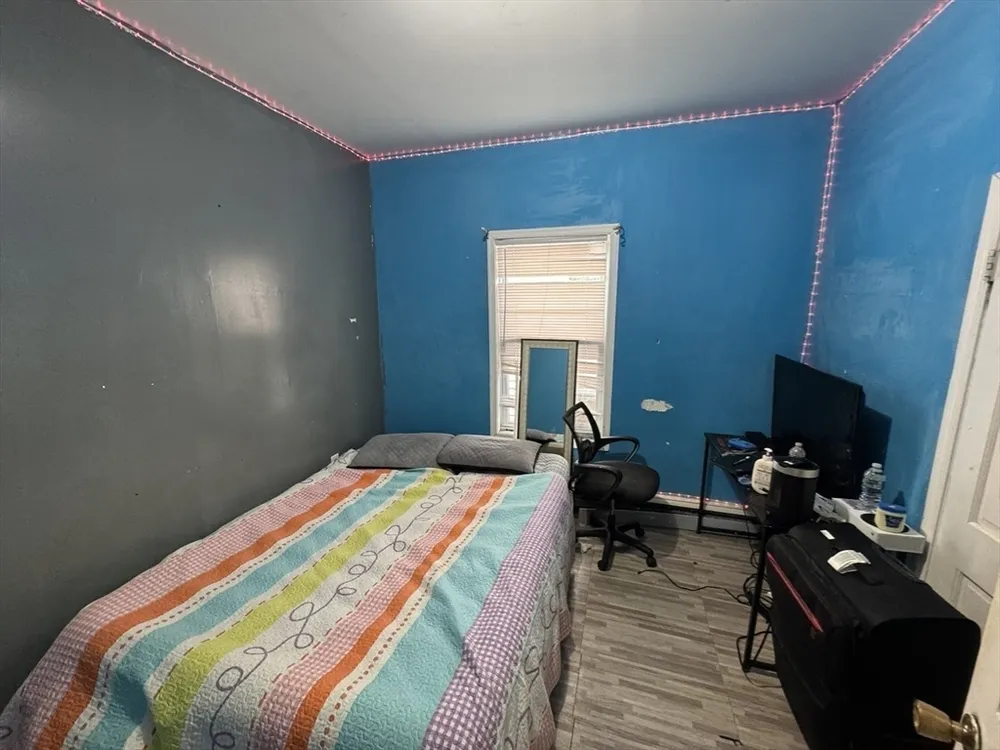 10 School St, Boston, MA 02124