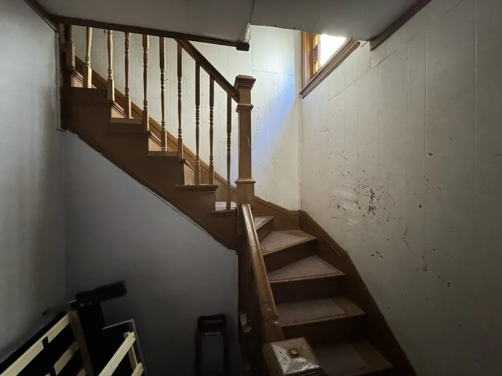 10 School St, Boston, MA 02124