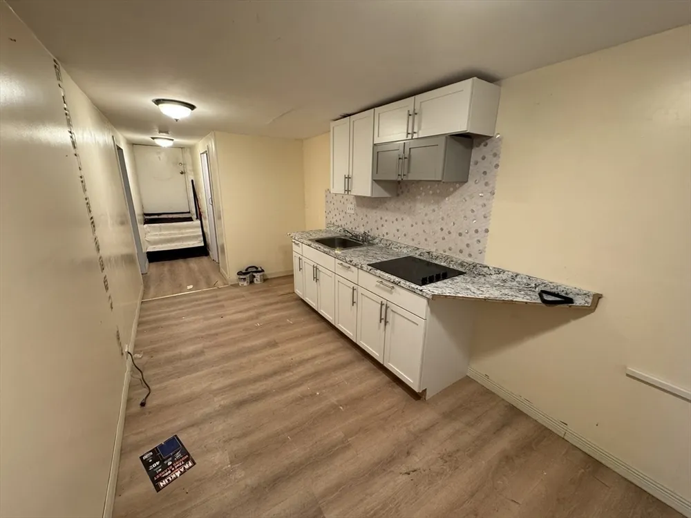 10 School St, Boston, MA 02124