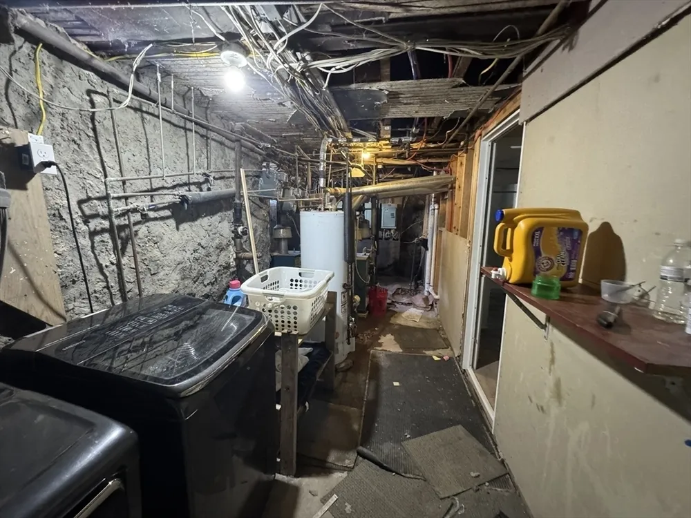 10 School St, Boston, MA 02124