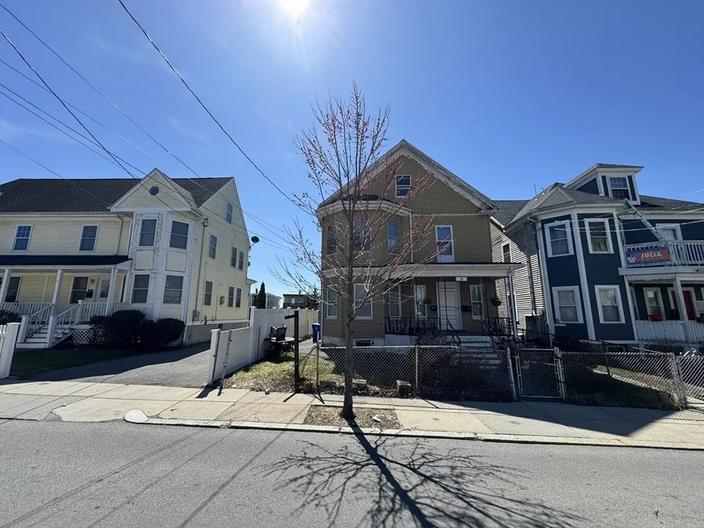 10 School St, Boston, MA 02124