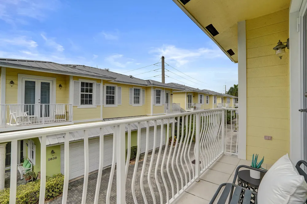 2636 NE 9th Ave, Wilton Manors, FL 33334
