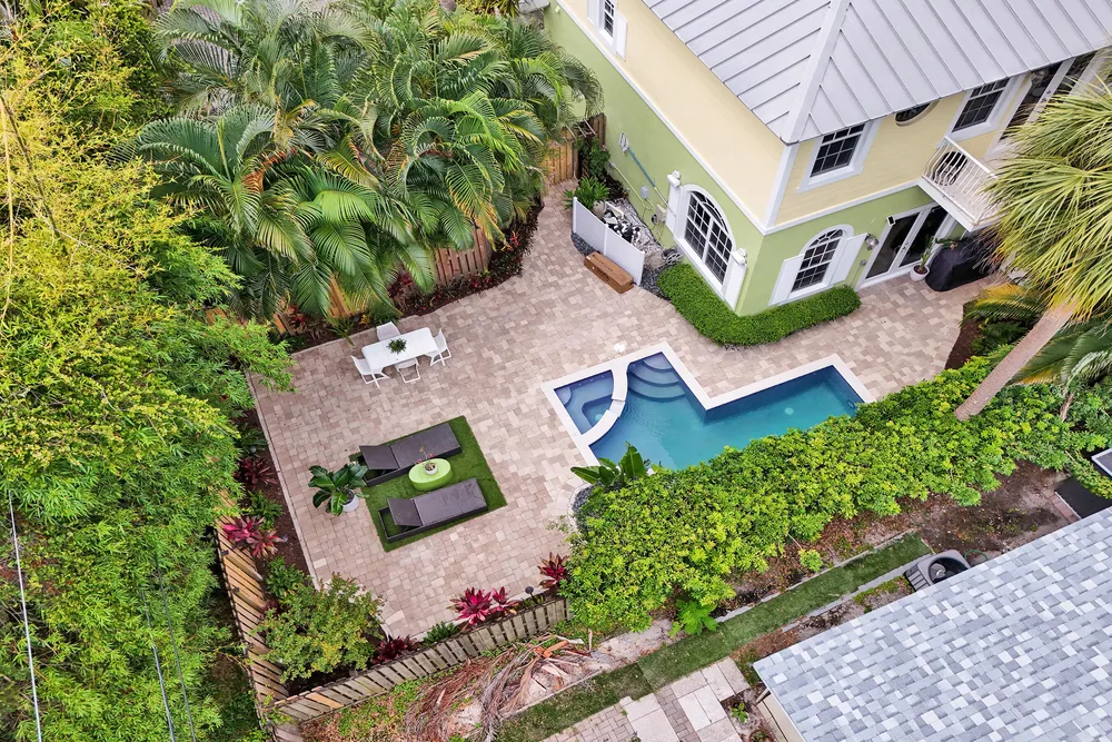 2636 NE 9th Ave, Wilton Manors, FL 33334