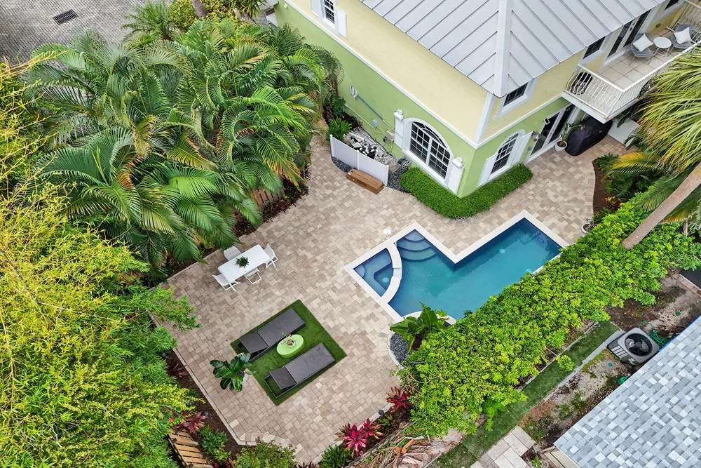 2636 NE 9th Ave, Wilton Manors, FL 33334
