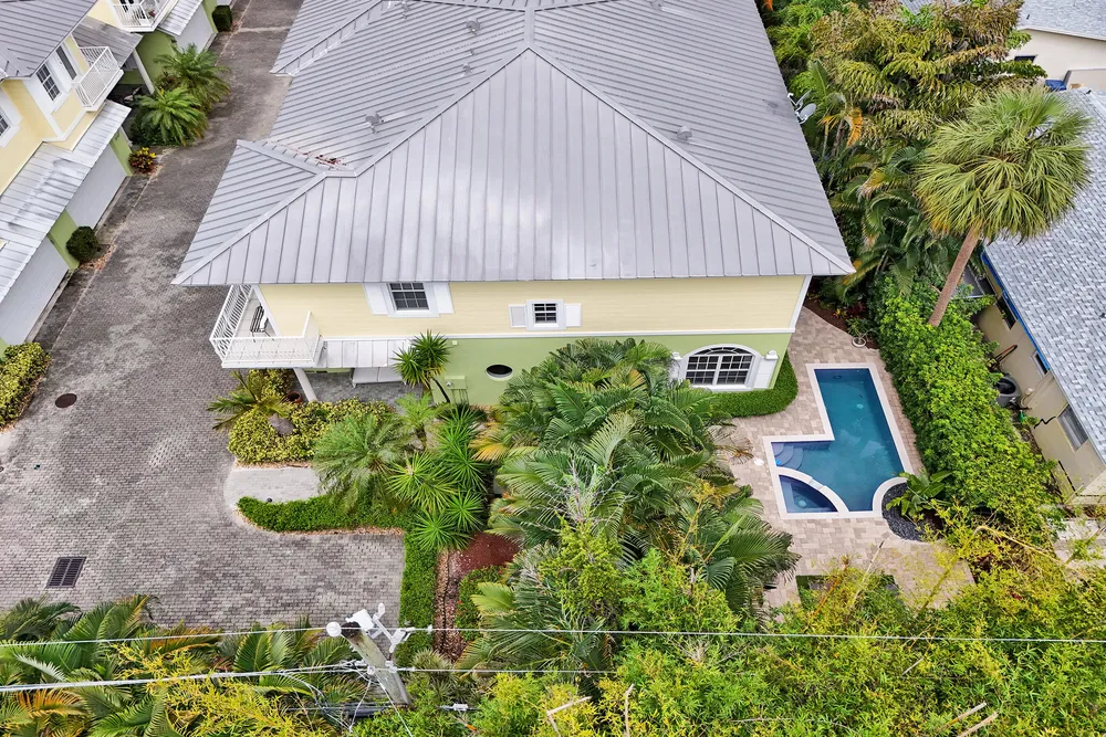 2636 NE 9th Ave, Wilton Manors, FL 33334