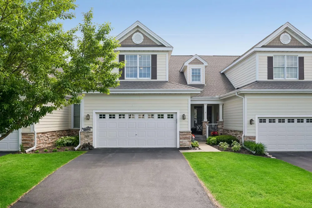 1454 Steeplechase Ln, Eagan, MN 55122