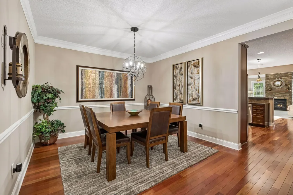 1454 Steeplechase Ln, Eagan, MN 55122