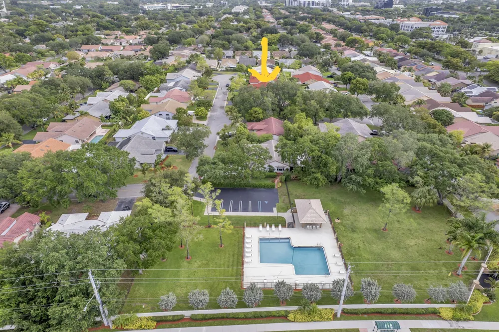 2345 NW 95th Terrace, Coral Springs, FL 33065