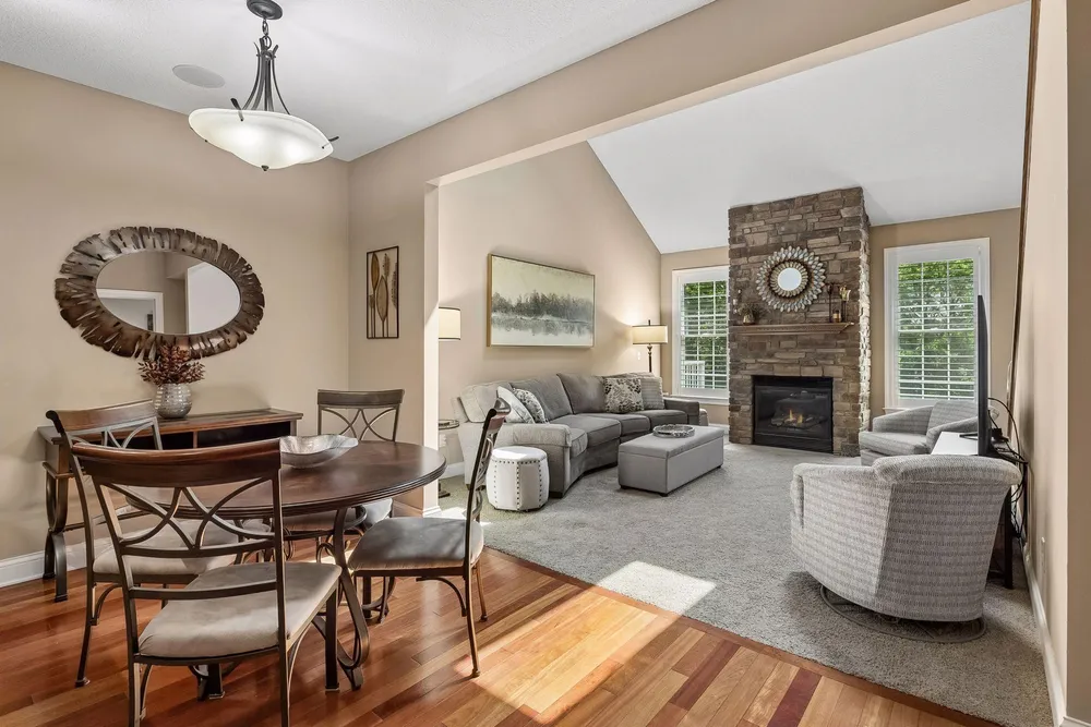 1454 Steeplechase Ln, Eagan, MN 55122