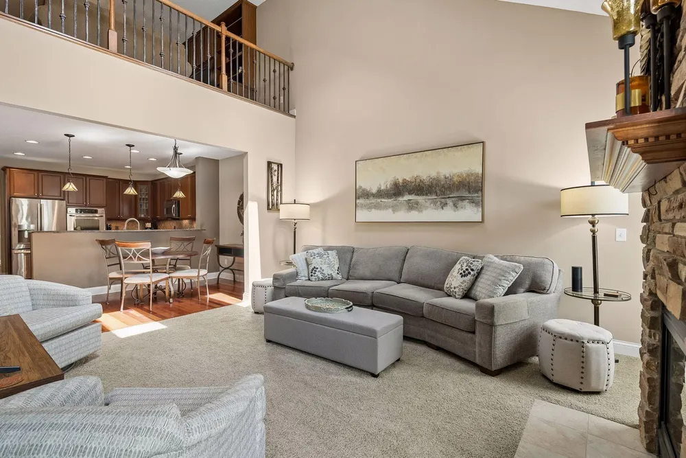1454 Steeplechase Ln, Eagan, MN 55122