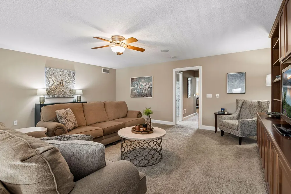 1454 Steeplechase Ln, Eagan, MN 55122