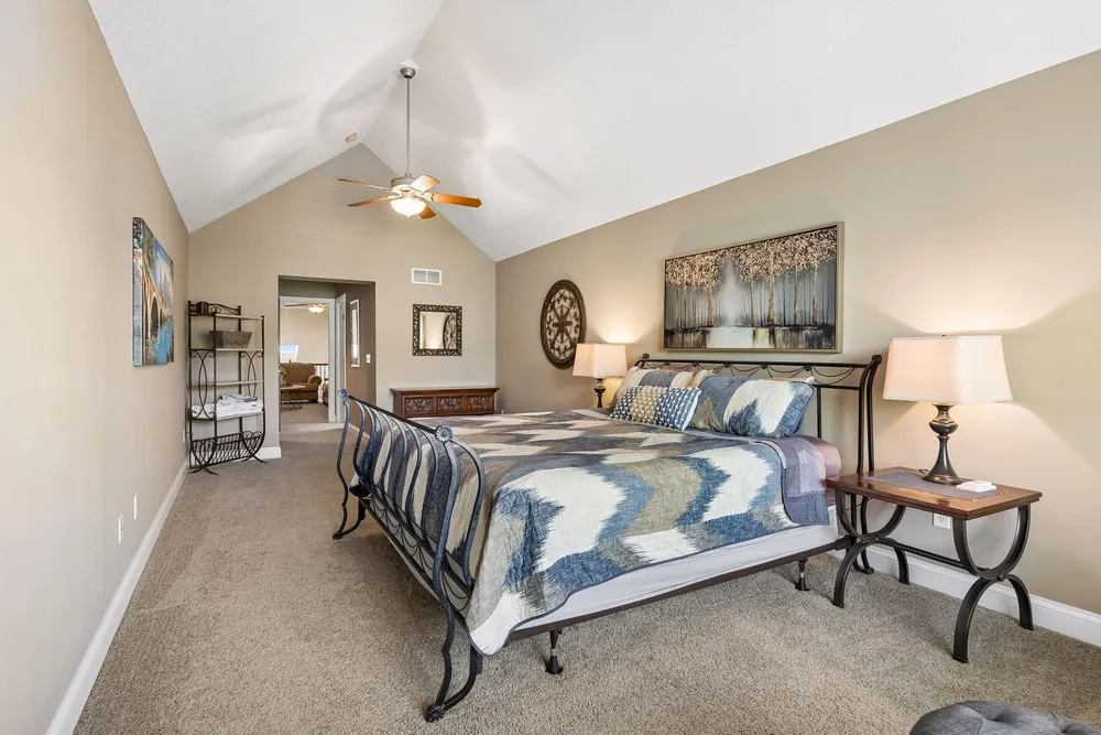 1454 Steeplechase Ln, Eagan, MN 55122