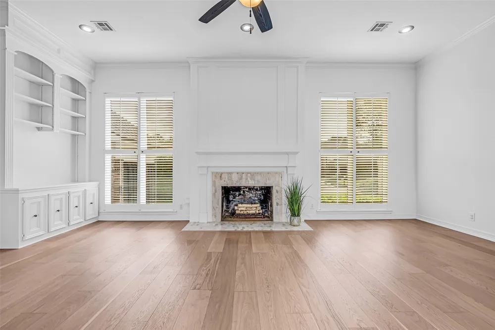 1246 Trace Dr, Houston, TX 77077