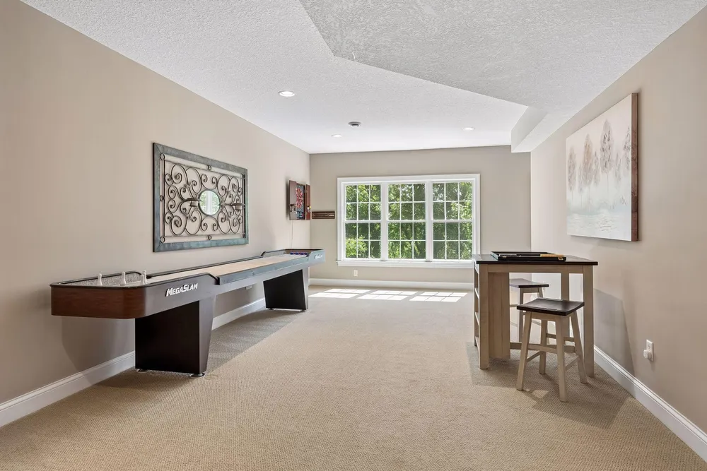 1454 Steeplechase Ln, Eagan, MN 55122