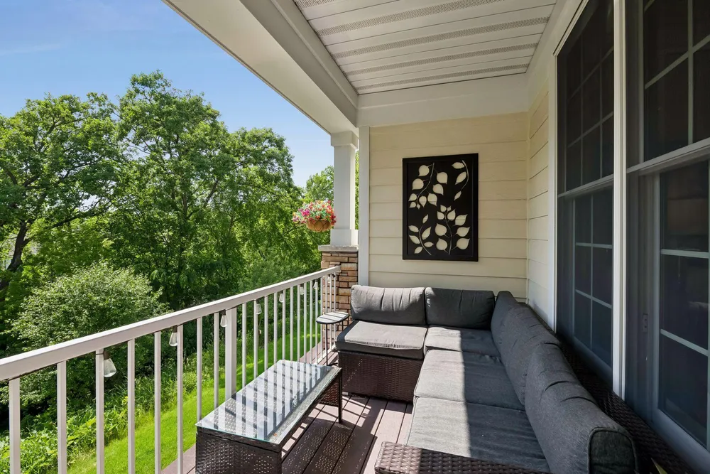 1454 Steeplechase Ln, Eagan, MN 55122