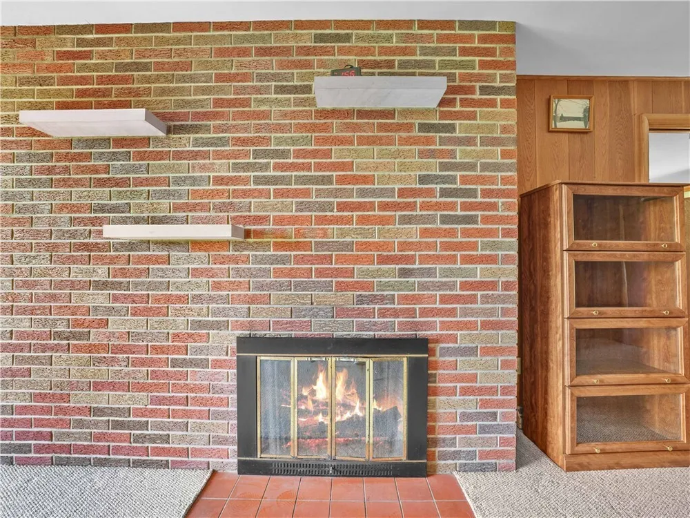 547 McKinley Rd, Big Beaver, PA 16115