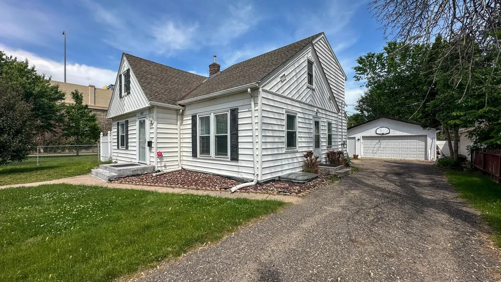 6225 Pillsbury Ave S, Richfield, MN 55423