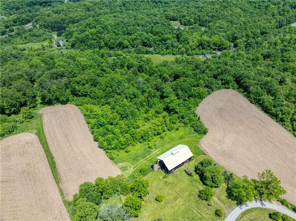 547 McKinley Rd, Big Beaver, PA 16115