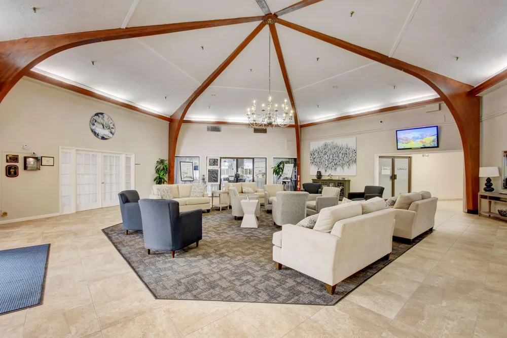 3425 Via Poinciana, Lake Worth, FL 33467