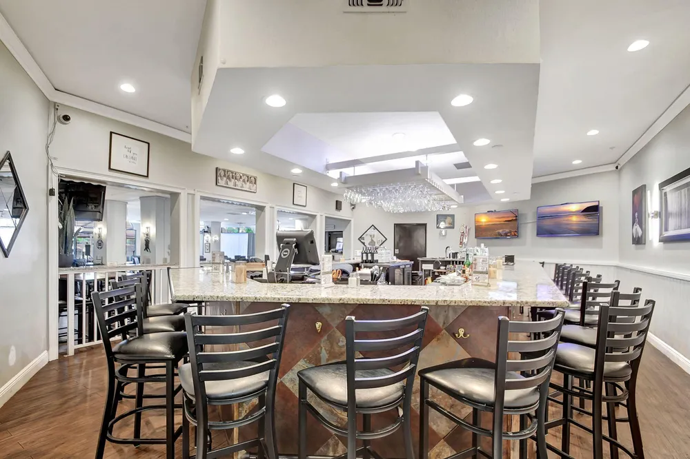 3425 Via Poinciana, Lake Worth, FL 33467