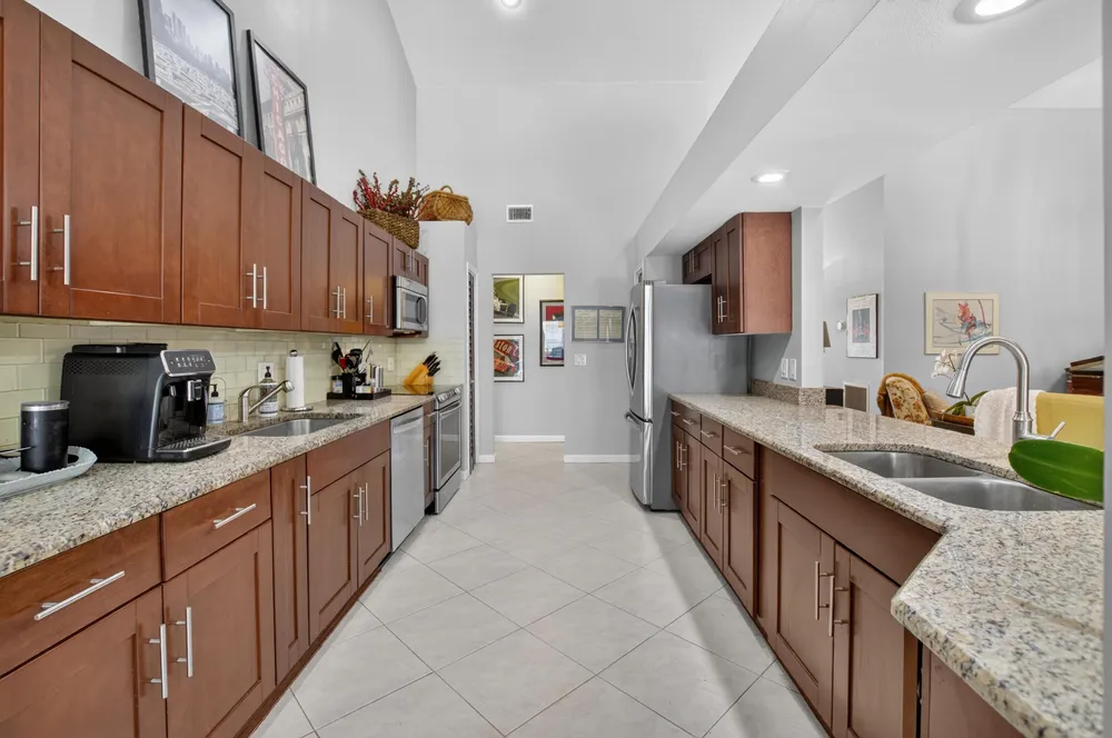 7069 NW 3rd Ave, Boca Raton, FL 33487