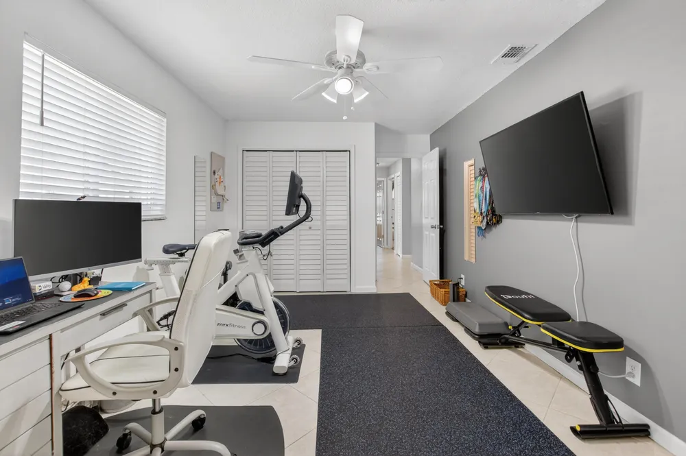 7069 NW 3rd Ave, Boca Raton, FL 33487