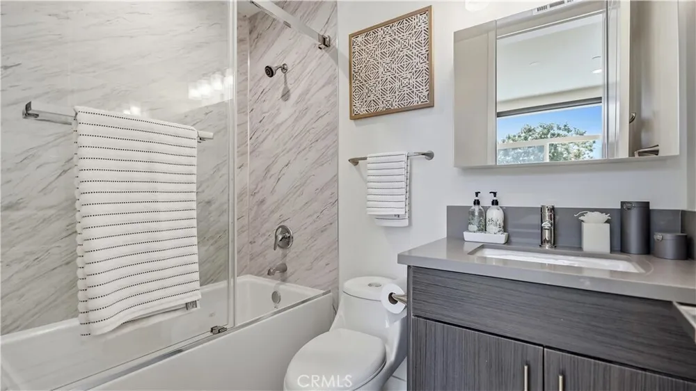 15 S Chapel Ave, Alhambra, CA 91801