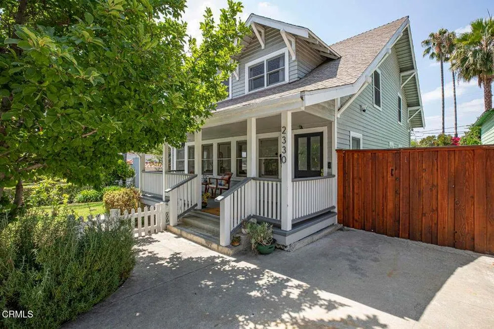 2330 Yosemite Dr, Eagle Rock, CA 90041