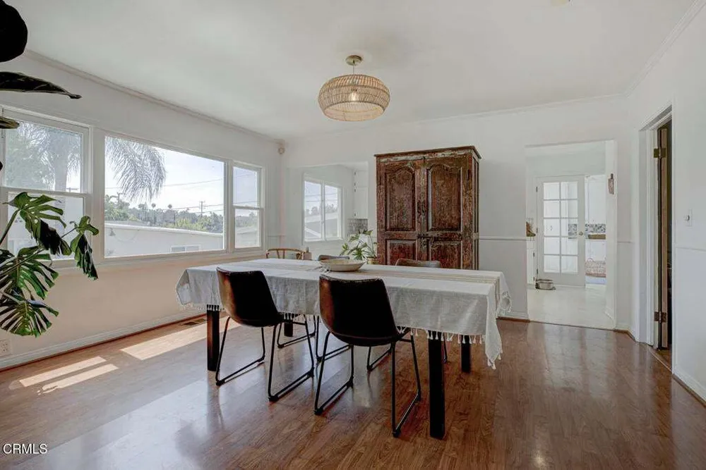2330 Yosemite Dr, Eagle Rock, CA 90041