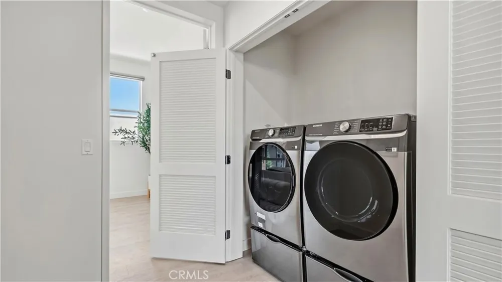 15 S Chapel Ave, Alhambra, CA 91801