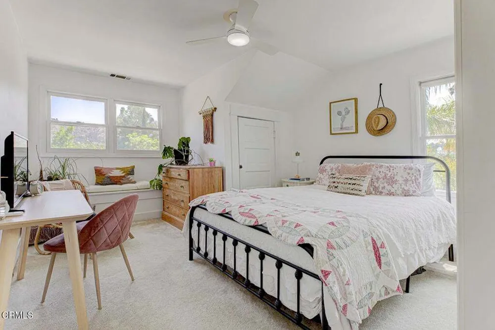 2330 Yosemite Dr, Eagle Rock, CA 90041