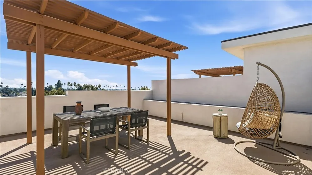 15 S Chapel Ave, Alhambra, CA 91801