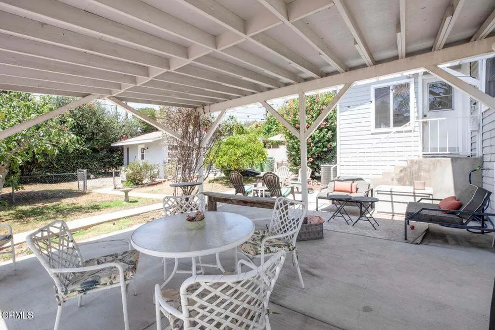 2330 Yosemite Dr, Eagle Rock, CA 90041