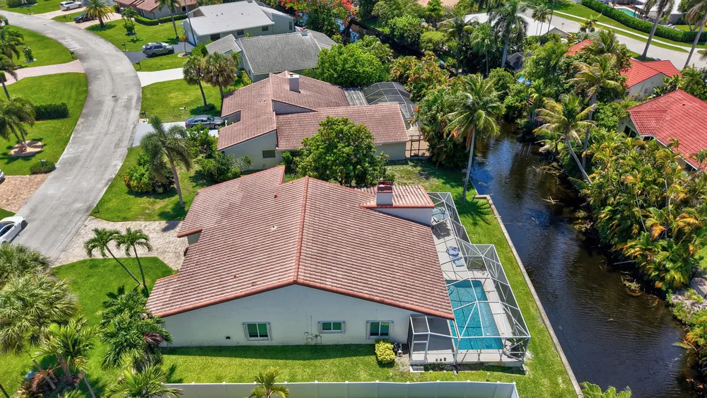 7069 NW 3rd Ave, Boca Raton, FL 33487