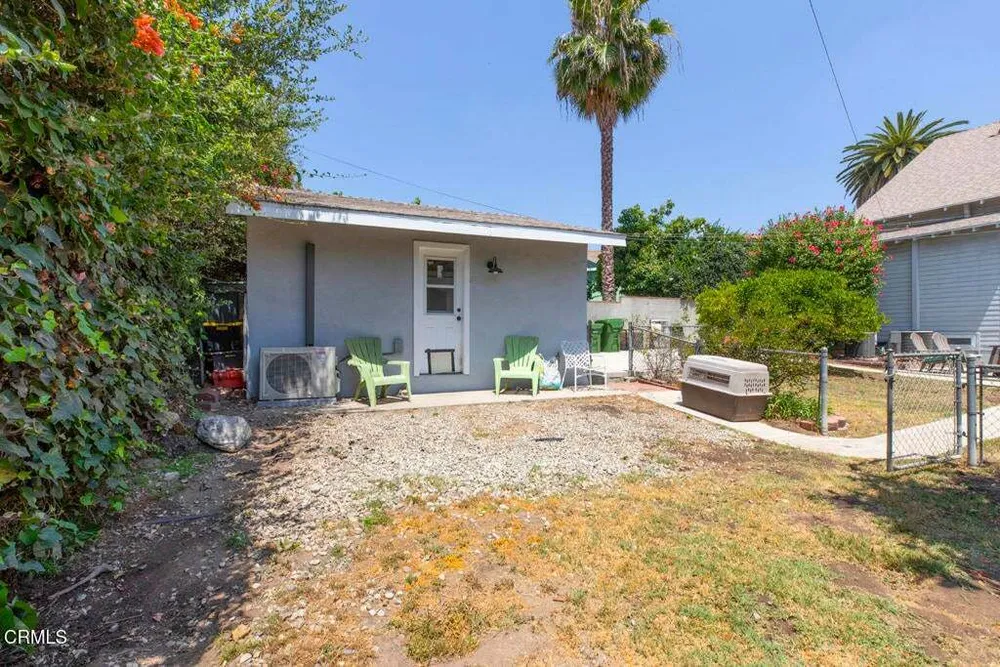 2330 Yosemite Dr, Eagle Rock, CA 90041