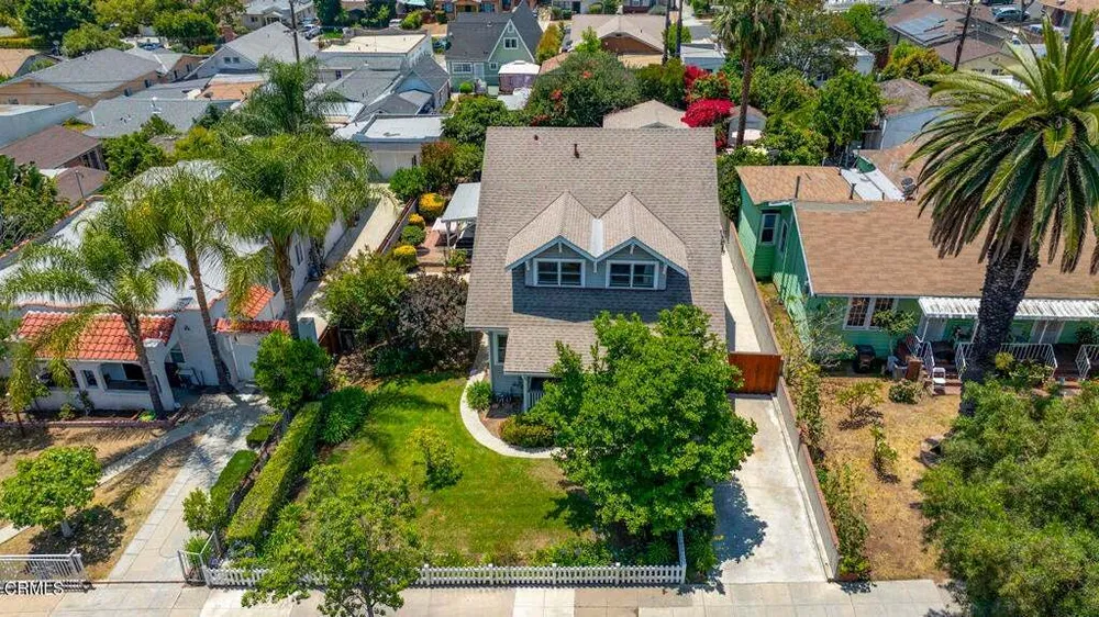 2330 Yosemite Dr, Eagle Rock, CA 90041