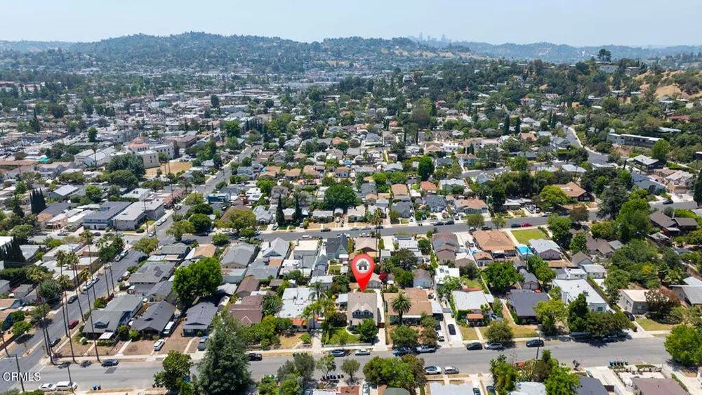 2330 Yosemite Dr, Eagle Rock, CA 90041