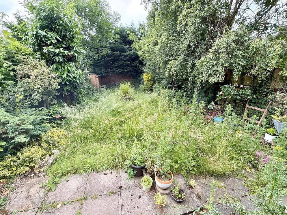 Property carousel item 10
