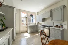 Prince Of Wales Drive, London, SW11 photo 4