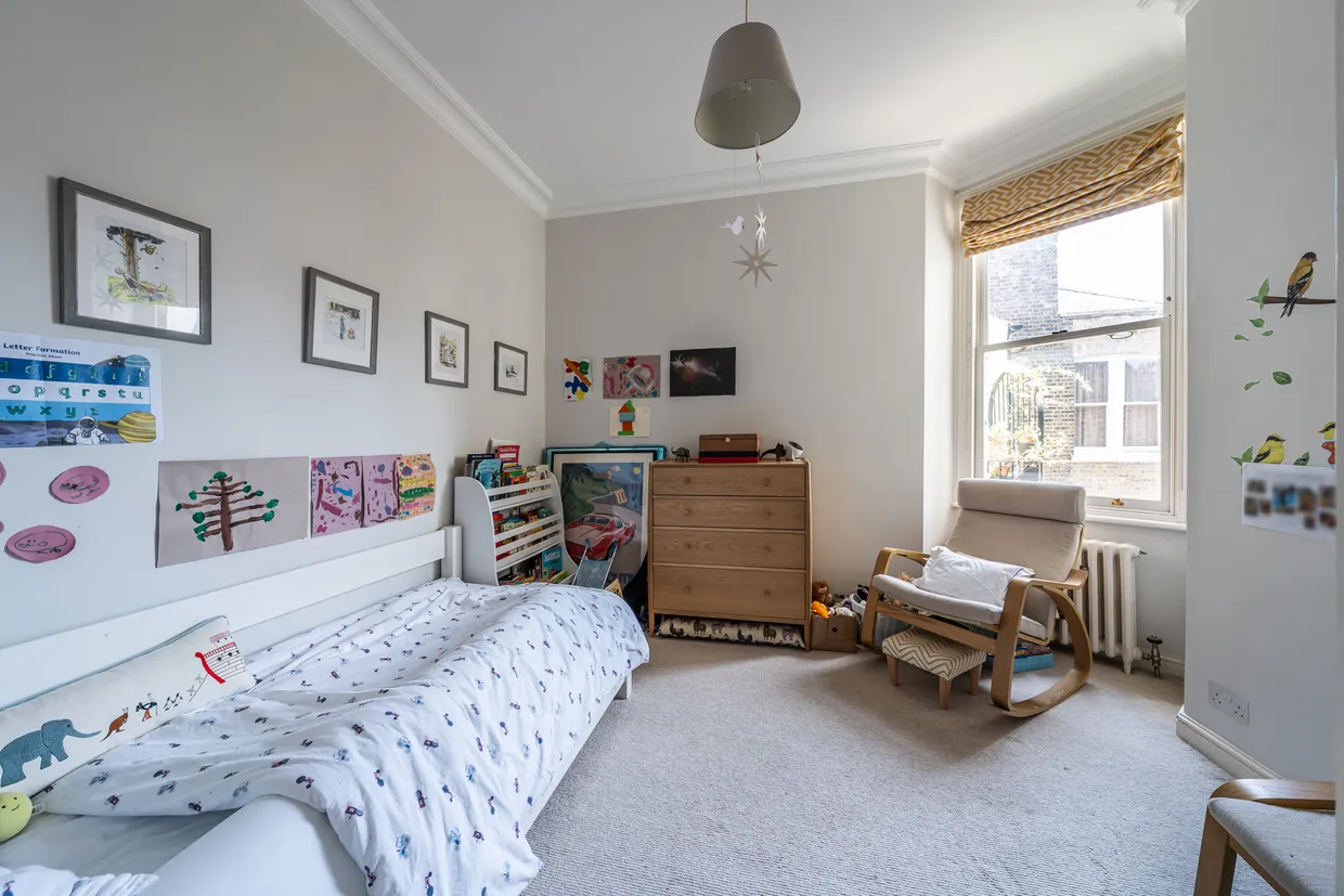 Prince Of Wales Drive, London, SW11 photo 17