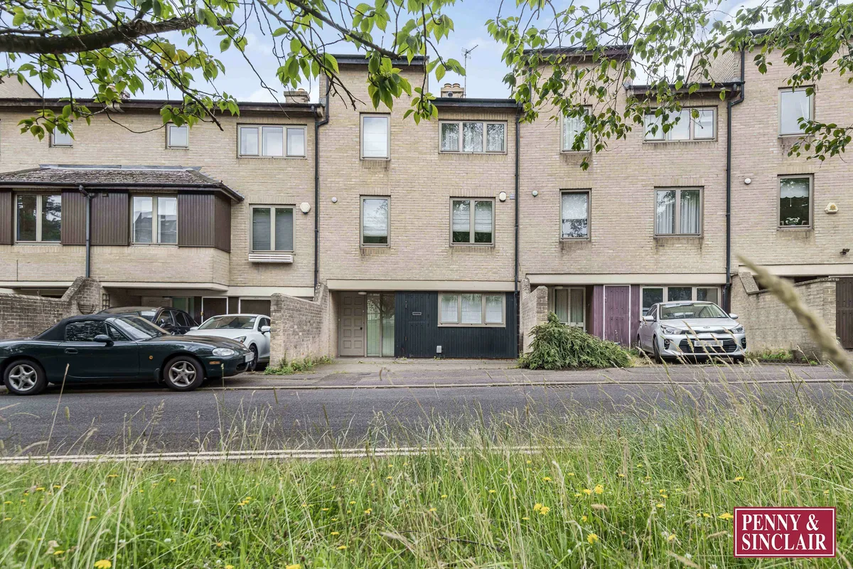 Bannister Close, Oxford, OX4