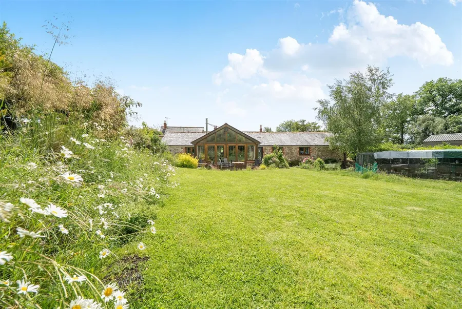 Property Image 28